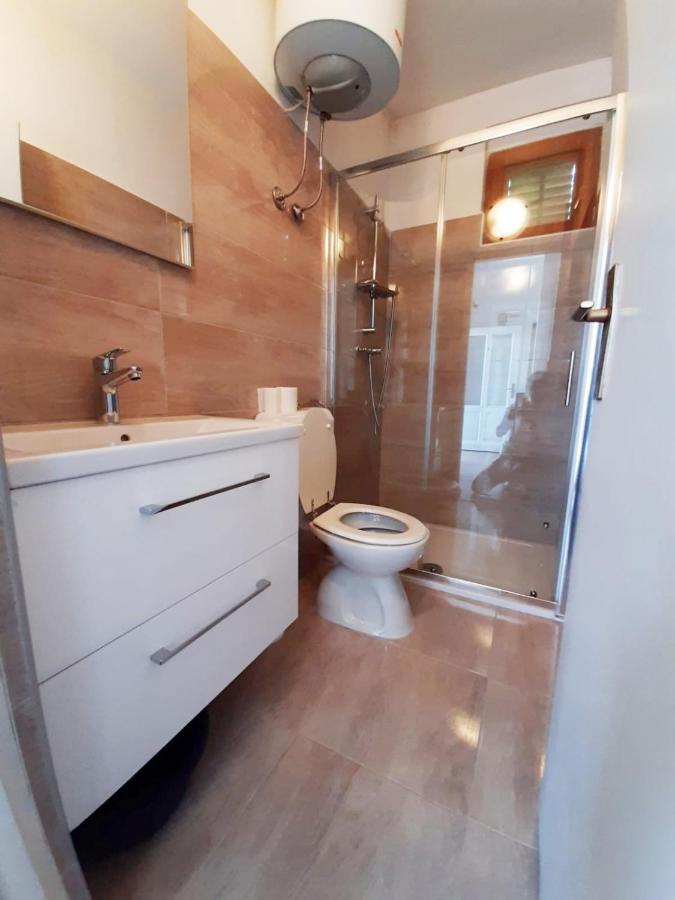 Apartmani Leon 비오그라드나모루 외부 사진