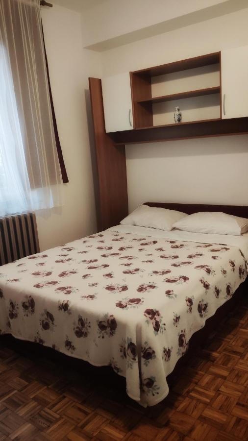 Apartmani Leon 비오그라드나모루 외부 사진