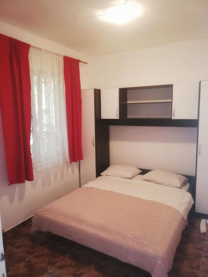 Apartmani Leon 비오그라드나모루 외부 사진