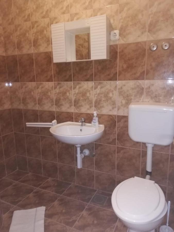 Apartmani Leon 비오그라드나모루 외부 사진